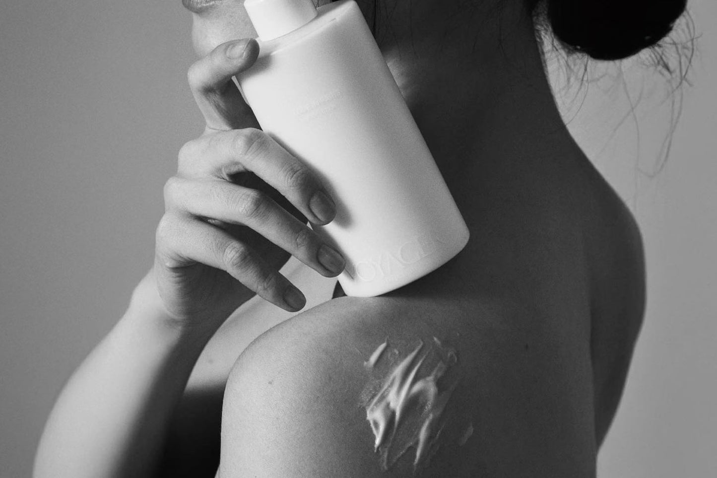 VOYAGER   LOVE IN PARIS BODY LOTION