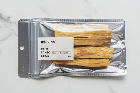 #Divina　パロサントスティック