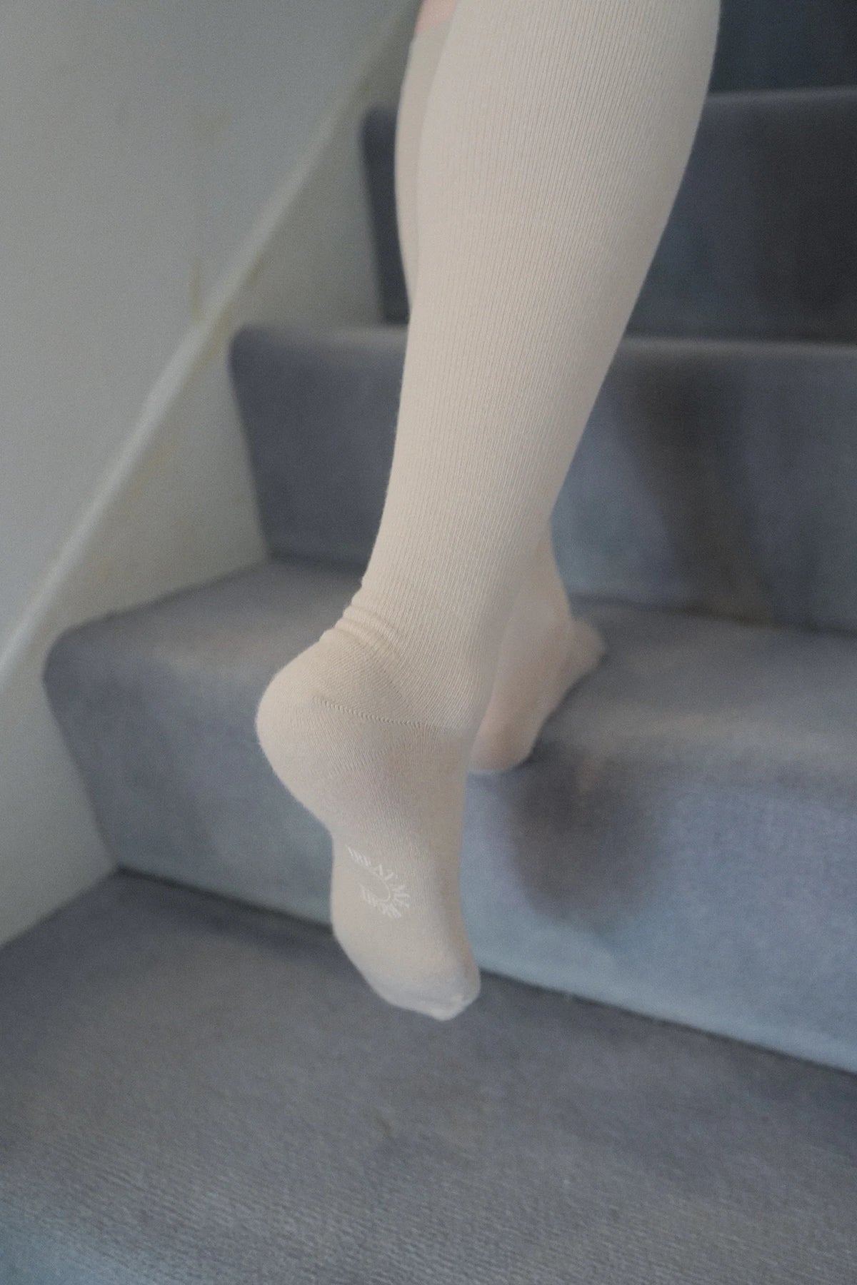 TREAT ME RIGHT  COTTON COMPRESSION SOCKS